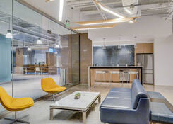 
                                	        One California Plaza
                                    