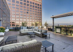 
                                	        One California Plaza
                                    