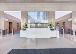 
                                	        One California Plaza
                                    